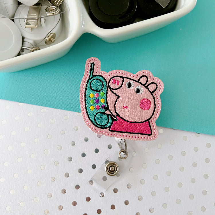 Whistle Gate Pig Hangs Up Badge Topper