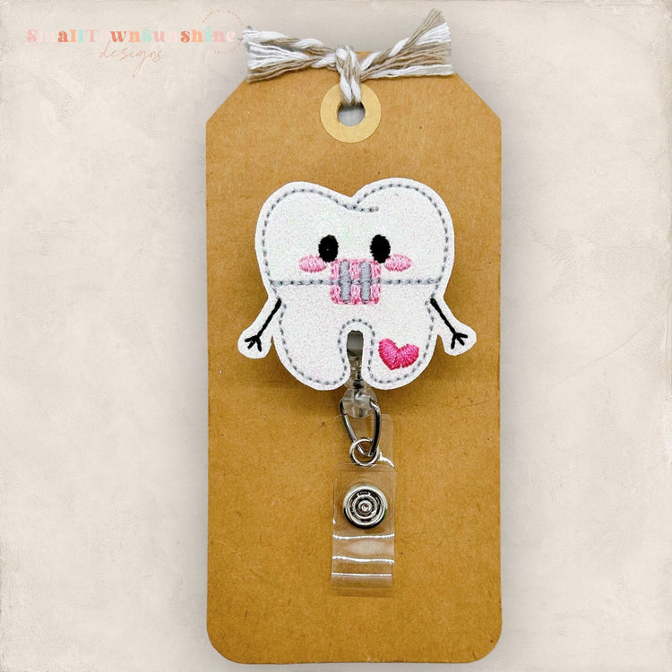 Braces Tooth Badge Topper