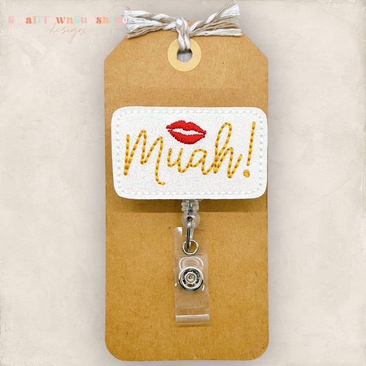 Muah Badge Topper