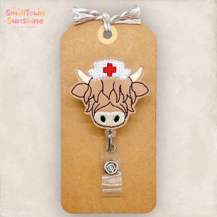 Highland Cow Nurse Badge Reel, Animal Badge Reel, Vet Assistant Name Tag, Nurse Badge Clip, School Nurse Lanyard, Retractable ID Holder