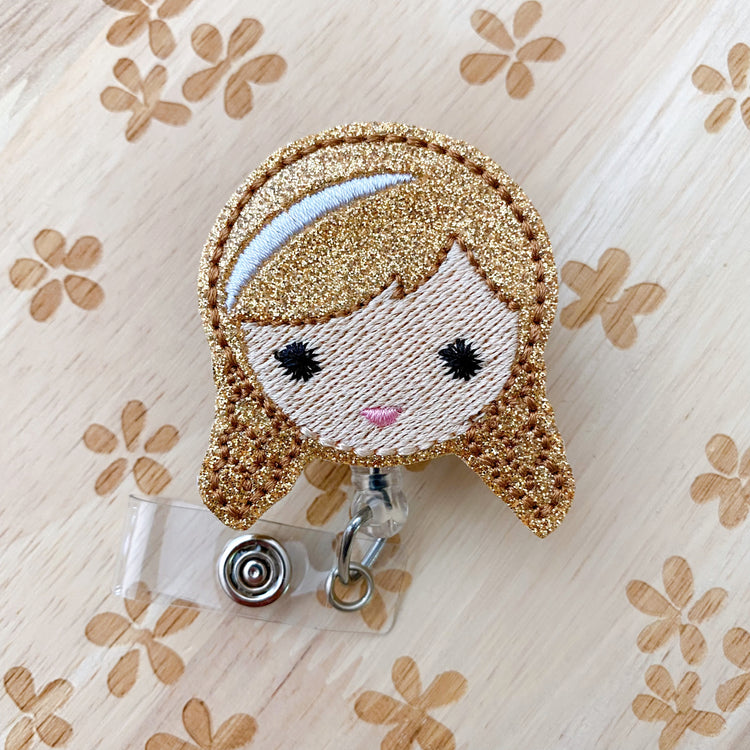 Anna Cutie Removable Badge Topper