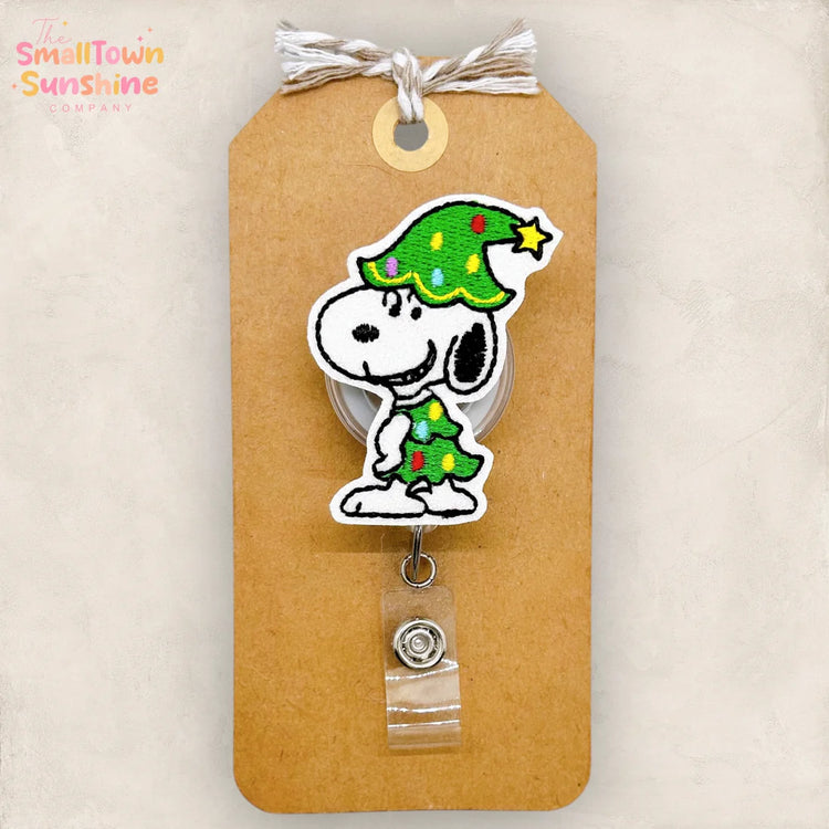 Christmas Tree Beagle Badge Topper