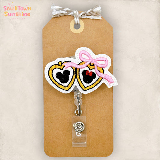Mouse Locket Badge Topper