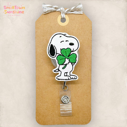 Shamrock Beagle Badge Topper