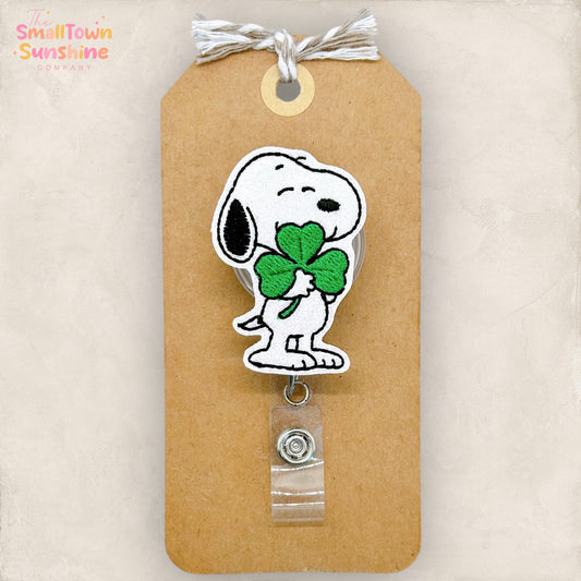 Shamrock Beagle Badge Topper
