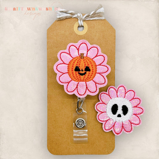 Halloween Daisy Badge Topper