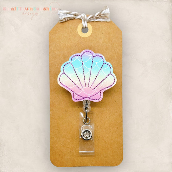 Ombre Seashell Badge Topper