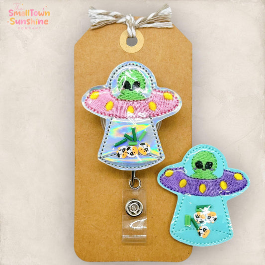 Alien UFO Shaker Badge Topper